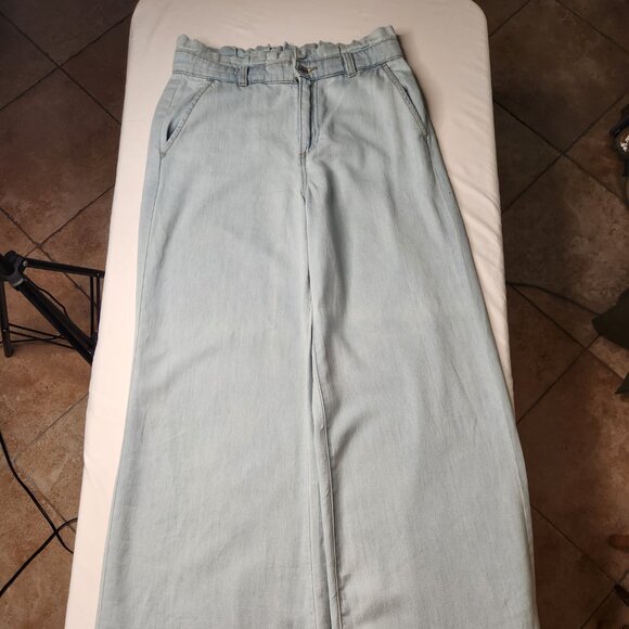 Banana Republic High-Rise Wide Leg Jeans - Picture 3 of 5